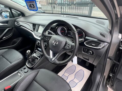 Vauxhall Astra 1.4i Turbo Elite Euro 6 5dr 29
