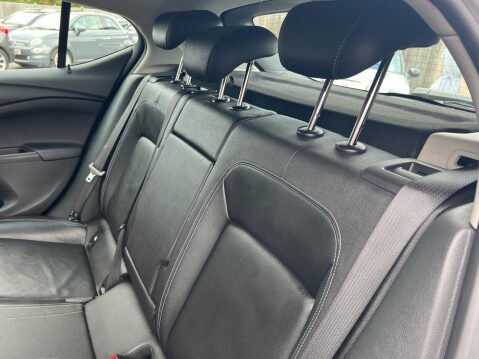 Vauxhall Astra 1.4i Turbo Elite Euro 6 5dr 39