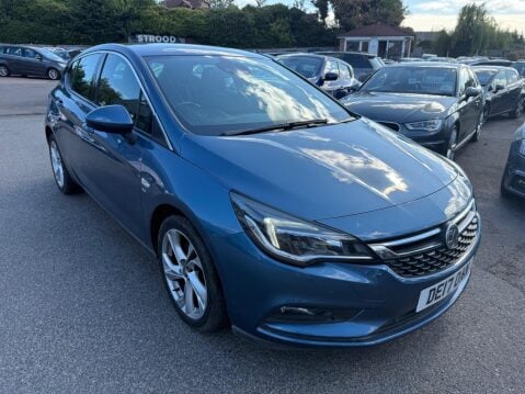 Vauxhall Astra 1.6 CDTi BlueInjection SRi Nav Auto Euro 6 5dr 1