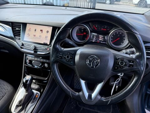 Vauxhall Astra 1.6 CDTi BlueInjection SRi Nav Auto Euro 6 5dr 9