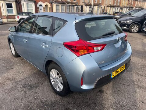 Toyota Auris 1.8 VVT-h Icon CVT Euro 5 (s/s) 5dr 4