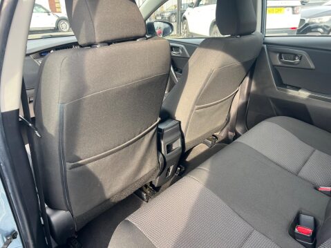 Toyota Auris 1.8 VVT-h Icon CVT Euro 5 (s/s) 5dr 26