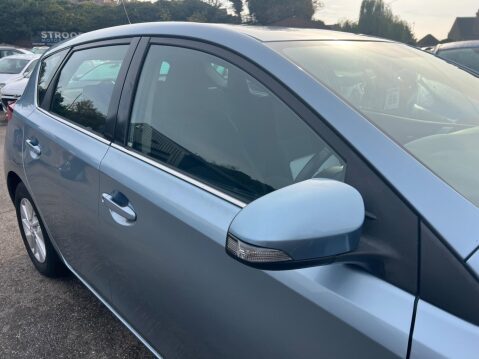 Toyota Auris 1.8 VVT-h Icon CVT Euro 5 (s/s) 5dr 14