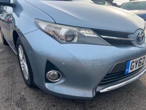 Toyota Auris 1.8 VVT-h Icon CVT Euro 5 (s/s) 5dr 13