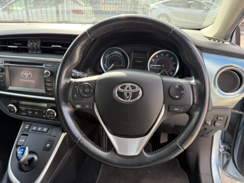 Toyota Auris 1.8 VVT-h Icon CVT Euro 5 (s/s) 5dr 7
