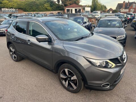 Nissan Qashqai 1.2 DIG-T n-tec+ XTRON 2WD Euro 6 (s/s) 5dr 8