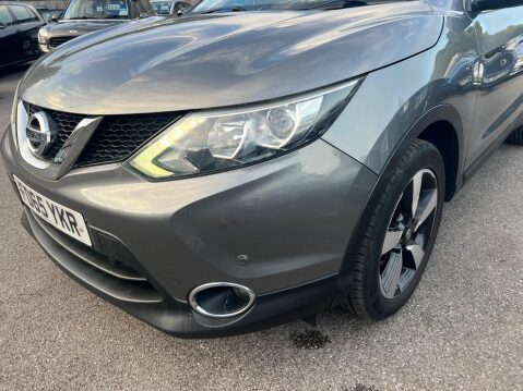 Nissan Qashqai 1.2 DIG-T n-tec+ XTRON 2WD Euro 6 (s/s) 5dr 10
