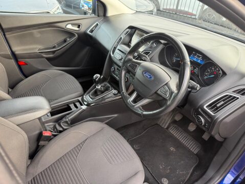 Ford Focus 1.0T EcoBoost Titanium Euro 6 (s/s) 5dr 8