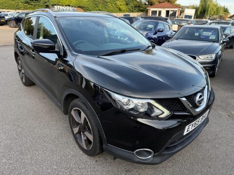 Nissan Qashqai 1.2 DIG-T n-tec+ 2WD Euro 6 (s/s) 5dr 1