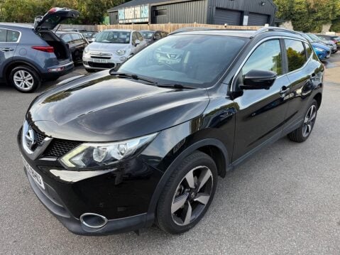 Nissan Qashqai 1.2 DIG-T n-tec+ 2WD Euro 6 (s/s) 5dr 4