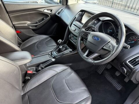 Ford Focus 1.0T EcoBoost Titanium Euro 6 (s/s) 5dr 7