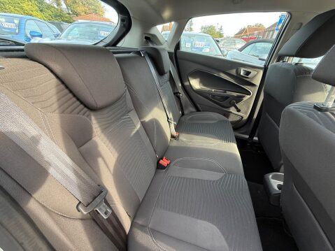 Ford Fiesta 1.0T EcoBoost Zetec Euro 5 (s/s) 5dr 12