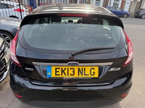 Ford Fiesta 1.0T EcoBoost Zetec Euro 5 (s/s) 5dr 6