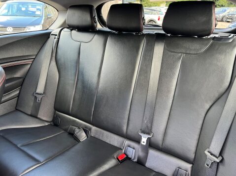 BMW 1 Series 1.6 120i Sport Auto Euro 6 (s/s) 3dr 27