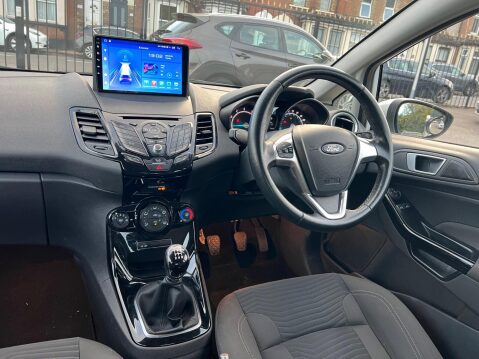 Ford Fiesta 1.0T EcoBoost Zetec Euro 6 (s/s) 5dr 17