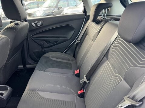 Ford Fiesta 1.0T EcoBoost Zetec Euro 6 (s/s) 5dr 22