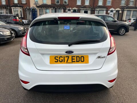 Ford Fiesta 1.0T EcoBoost Zetec Euro 6 (s/s) 5dr 4