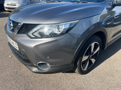 Nissan Qashqai 1.2 DIG-T n-tec+ XTRON 2WD Euro 6 (s/s) 5dr 10