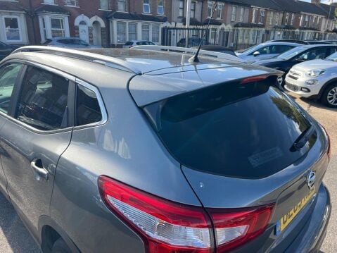 Nissan Qashqai 1.2 DIG-T n-tec+ XTRON 2WD Euro 6 (s/s) 5dr 15