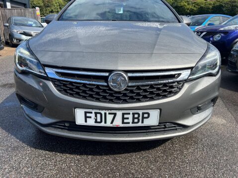 Vauxhall Astra 1.4i Turbo SRi Nav Auto Euro 6 (s/s) 5dr 9