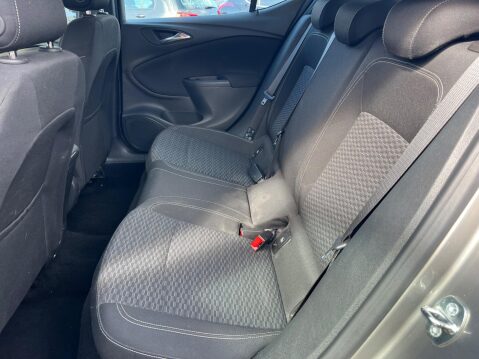 Vauxhall Astra 1.4i Turbo SRi Nav Auto Euro 6 (s/s) 5dr 19