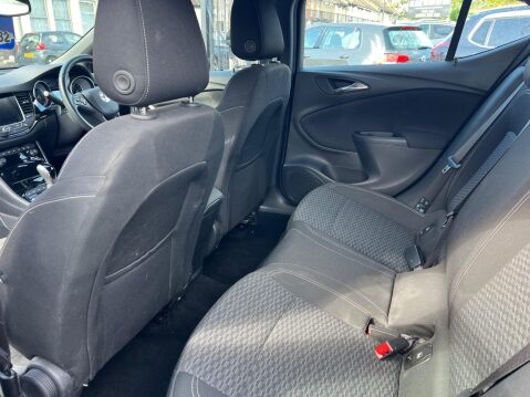 Vauxhall Astra 1.4i Turbo SRi Nav Auto Euro 6 (s/s) 5dr 18