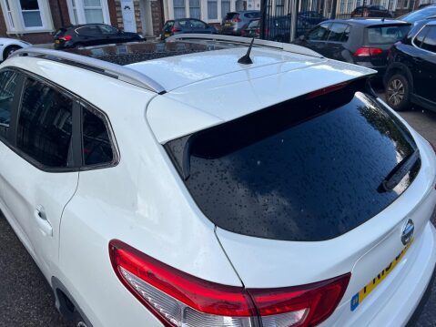 Nissan Qashqai 1.5 dCi Tekna 2WD Euro 5 (s/s) 5dr 14