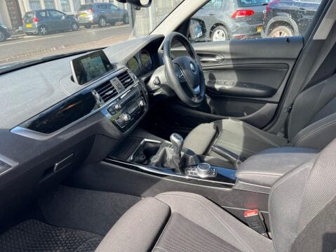 BMW 1 Series 1.5 118i Sport Euro 6 (s/s) 5dr 11