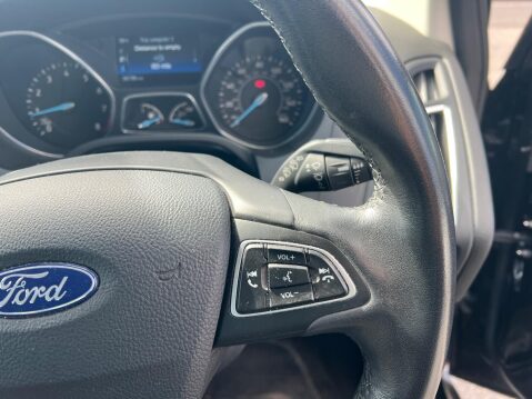 Ford Focus 1.0T EcoBoost Titanium Euro 6 (s/s) 5dr 18
