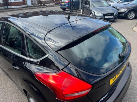 Ford Focus 1.0T EcoBoost Titanium Euro 6 (s/s) 5dr 14