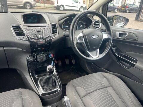 Ford Fiesta 1.25 Zetec Euro 5 5dr 14
