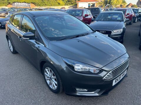 Ford Focus 1.0T EcoBoost Titanium Auto Euro 6 (s/s) 5dr 1