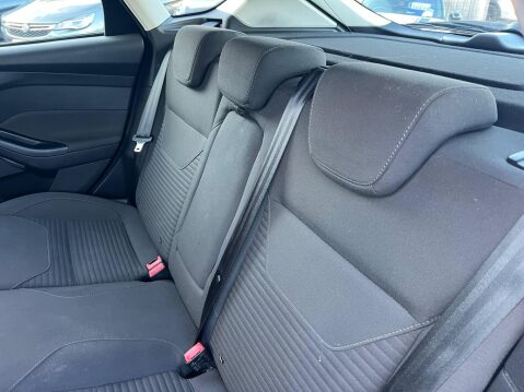 Ford Focus 1.0T EcoBoost Titanium Auto Euro 6 (s/s) 5dr 27