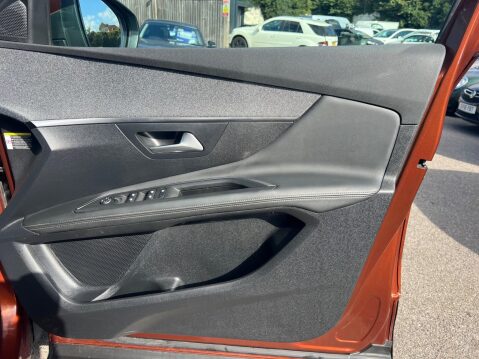 Peugeot 3008 1.6 PureTech Allure EAT Euro 6 (s/s) 5dr 31