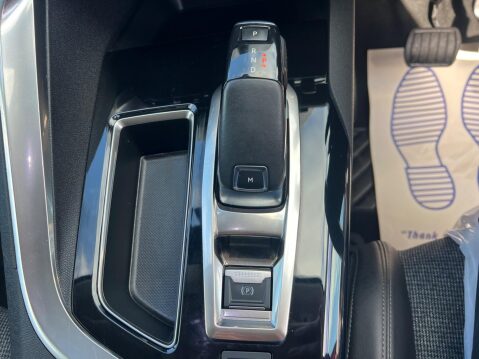 Peugeot 3008 1.6 PureTech Allure EAT Euro 6 (s/s) 5dr 37