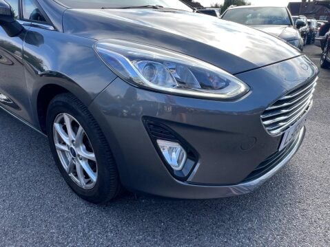Ford Fiesta 1.1 Ti-VCT Zetec Euro 6 (s/s) 5dr 12