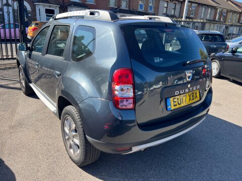 Dacia Duster 1.2 TCe Laureate Euro 6 (s/s) 5dr 4