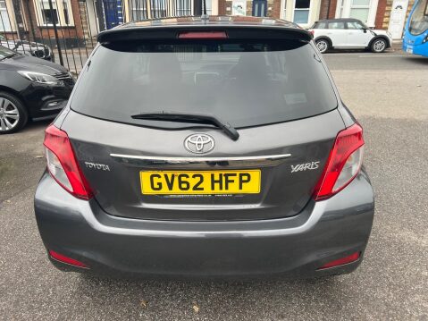 Toyota Yaris 1.33 Dual VVT-i SR Euro 5 3dr 5