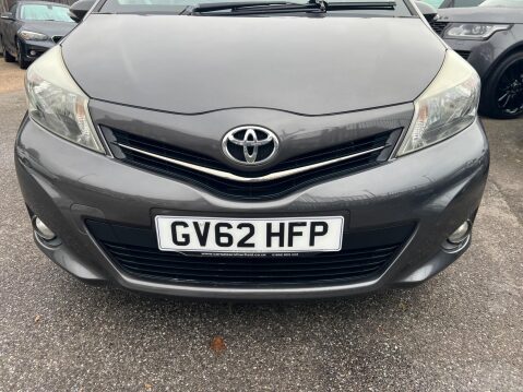 Toyota Yaris 1.33 Dual VVT-i SR Euro 5 3dr 9