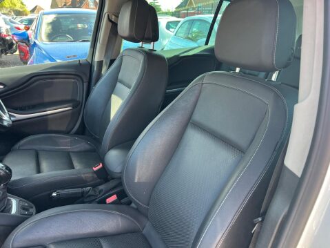 Vauxhall Zafira 1.4i Turbo SRi Euro 6 5dr 22