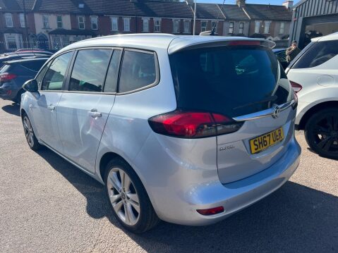 Vauxhall Zafira 1.4i Turbo SRi Euro 6 5dr 4