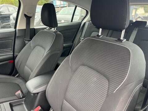 Ford Focus 1.0T EcoBoost Titanium Auto Euro 6 (s/s) 5dr 20