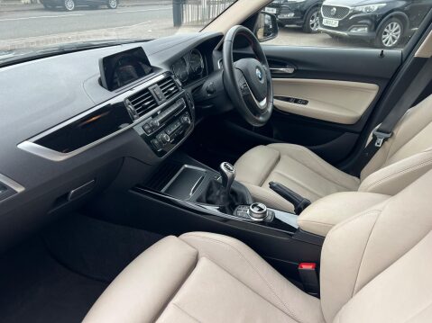 BMW 1 Series 1.5 118i Sport Euro 6 (s/s) 5dr 22