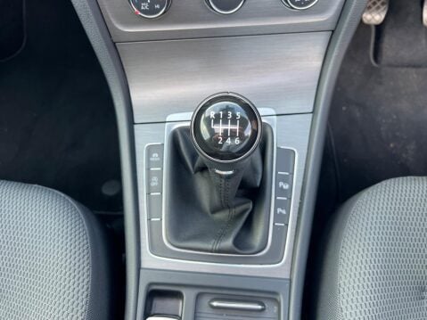 Volkswagen Golf 1.4 TSI BlueMotion Tech SE Euro 5 (s/s) 3dr 27