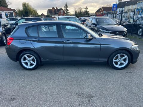 BMW 1 Series 1.5 118i SE Euro 6 (s/s) 5dr 7