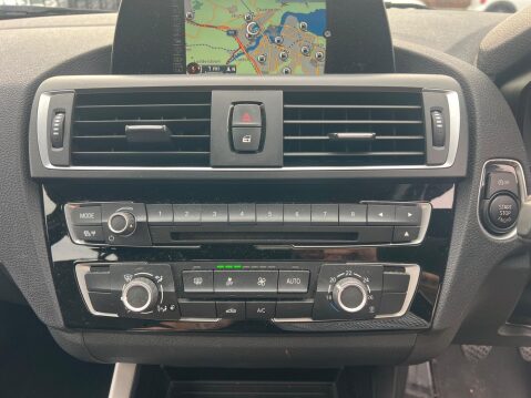 BMW 1 Series 1.5 118i SE Euro 6 (s/s) 5dr 32