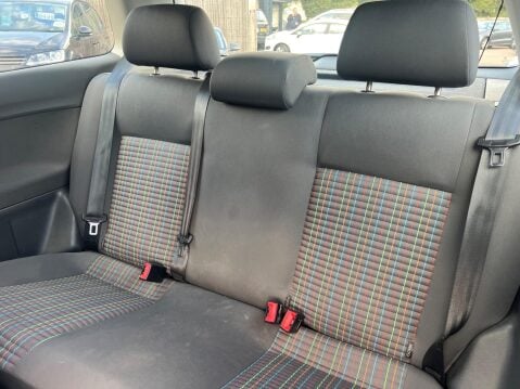 Volkswagen Polo 1.2 E 3dr 17