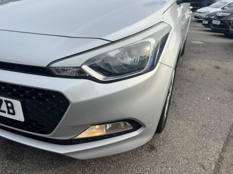 Hyundai i20 1.2 Blue Drive SE Euro 6 (s/s) 5dr 11