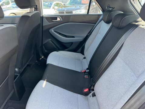 Hyundai i20 1.2 Blue Drive SE Euro 6 (s/s) 5dr 22