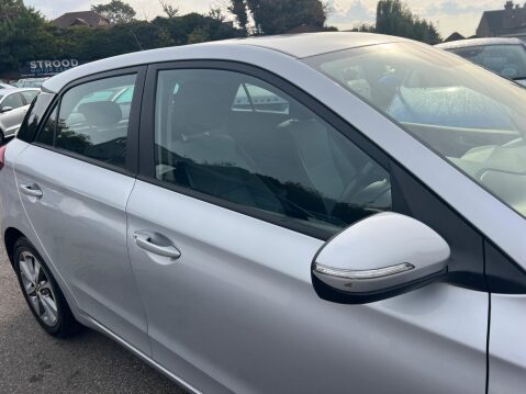 Hyundai i20 1.2 Blue Drive SE Euro 6 (s/s) 5dr 14